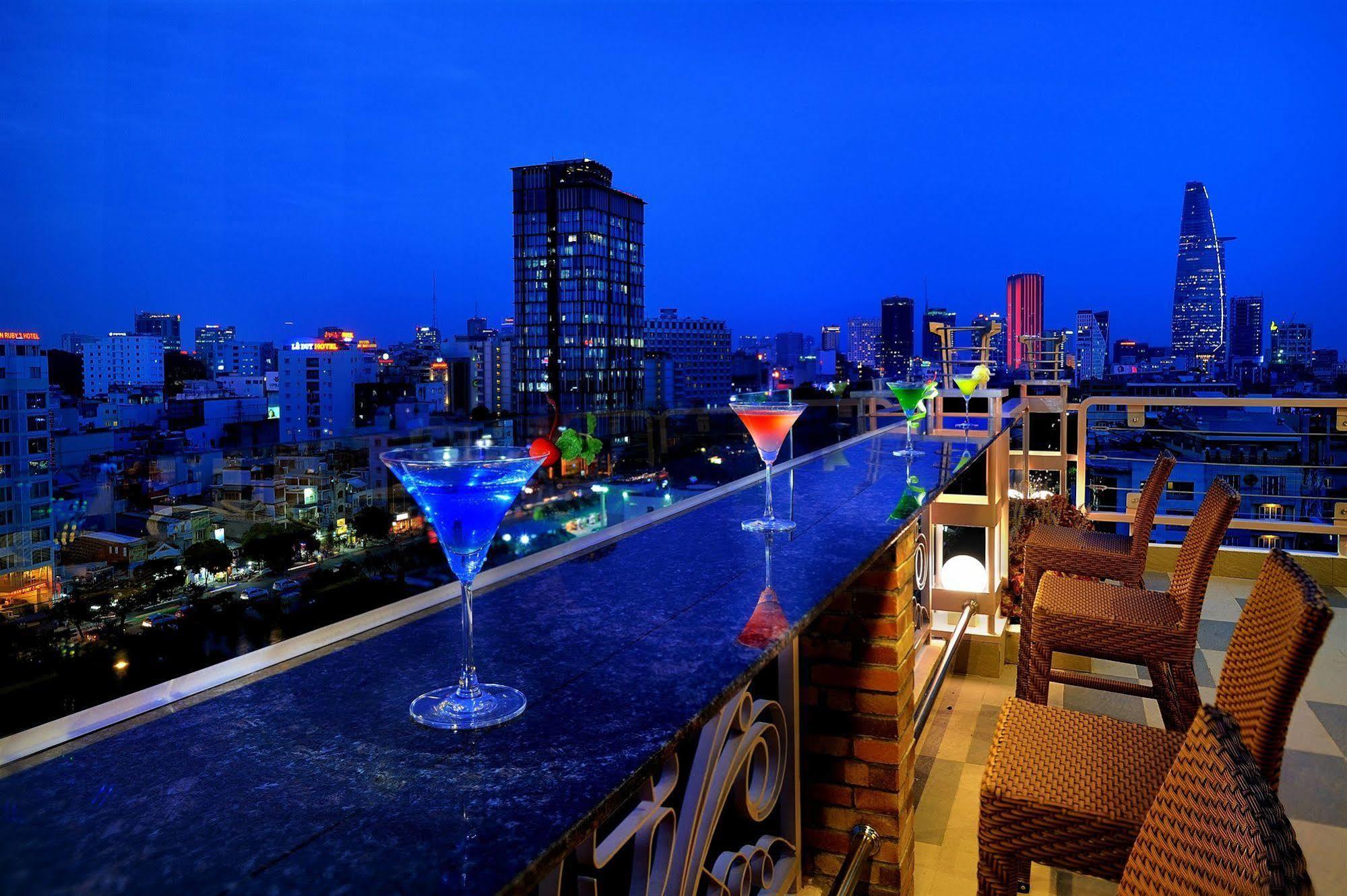 Elios Hotel Хошимін Екстер'єр фото